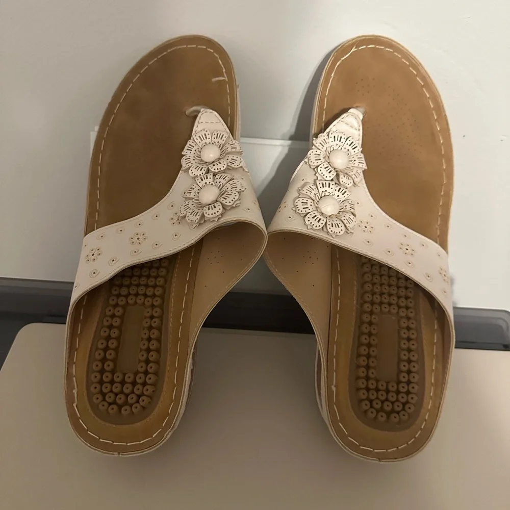 Elegant‎ White Women's Sandals